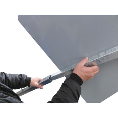 Stackable pallet for signs