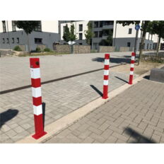 Barrier posts#Steel tube 70 x 70 mm#removable, with 8 mm triangular lock