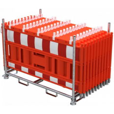 SET#with 20 / 25 panel fence#on stacking pallet