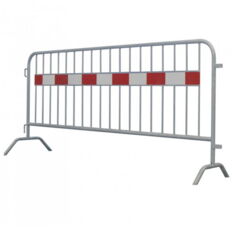 Crowd barrier type D