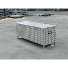 Aluminum transport box