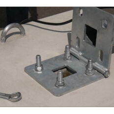 Concrete set-up device