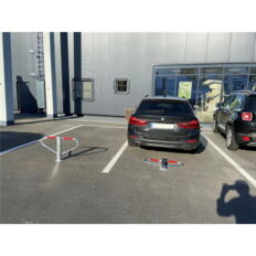 Car-park barrier#foldable with round#cylinder self-engaging#lock