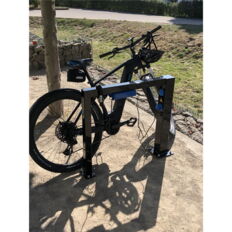 E-bike lean-on hoop#Single hoop