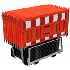 SET #with 20 panel fence#and 21 base plates#on twin pallet